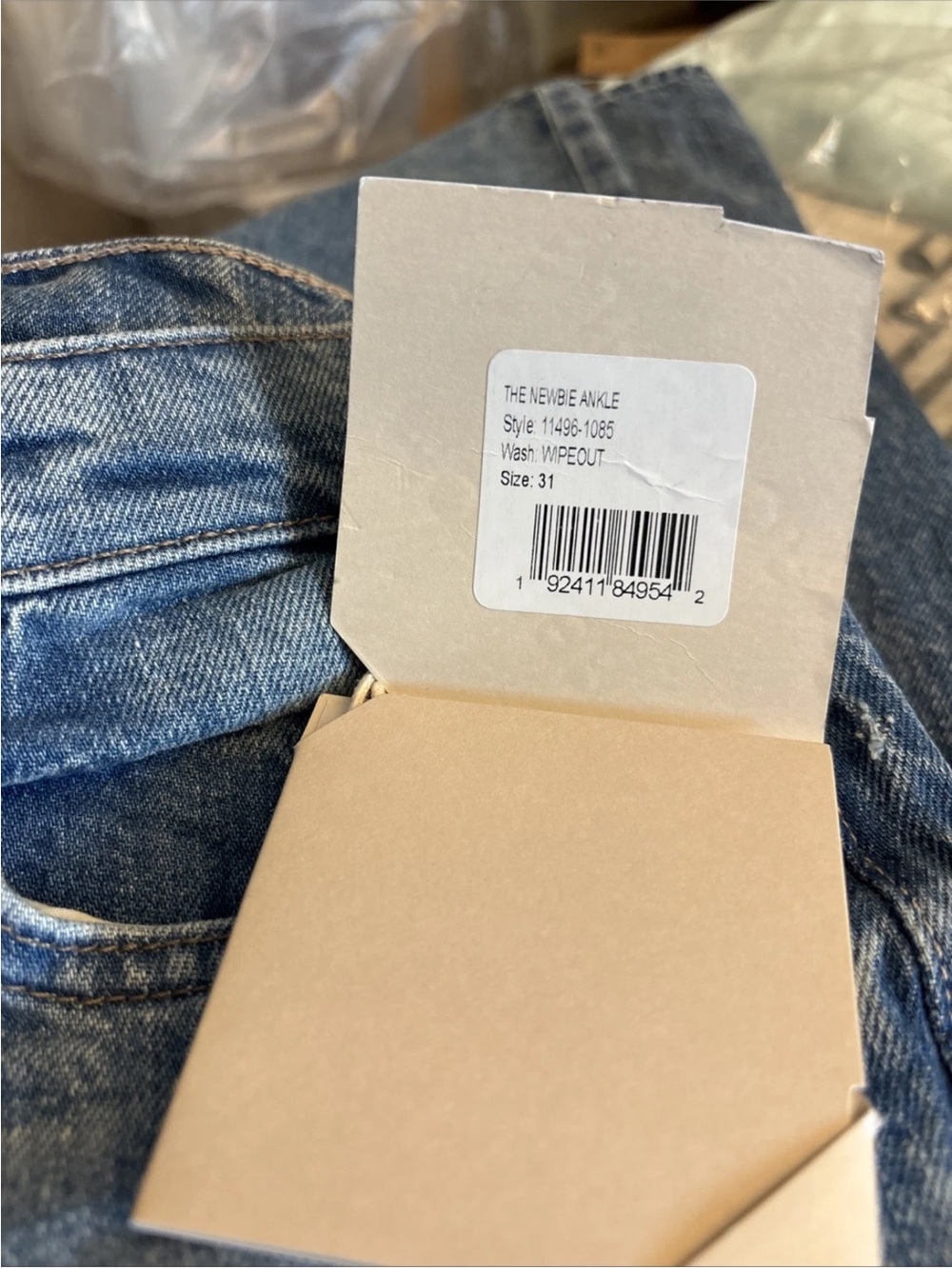 NWT MOTHER Jeans The Newbie Ankle Jeans Size 31 Wipeout Vintage Wash - Picture 7 of 8